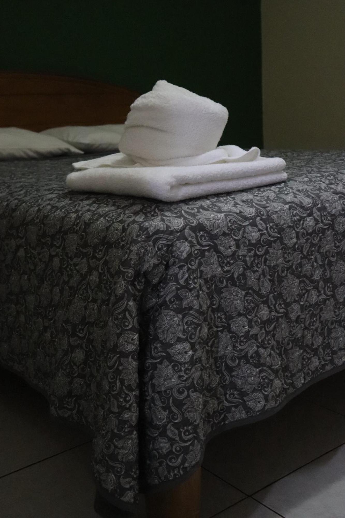 Toledo Hotel *